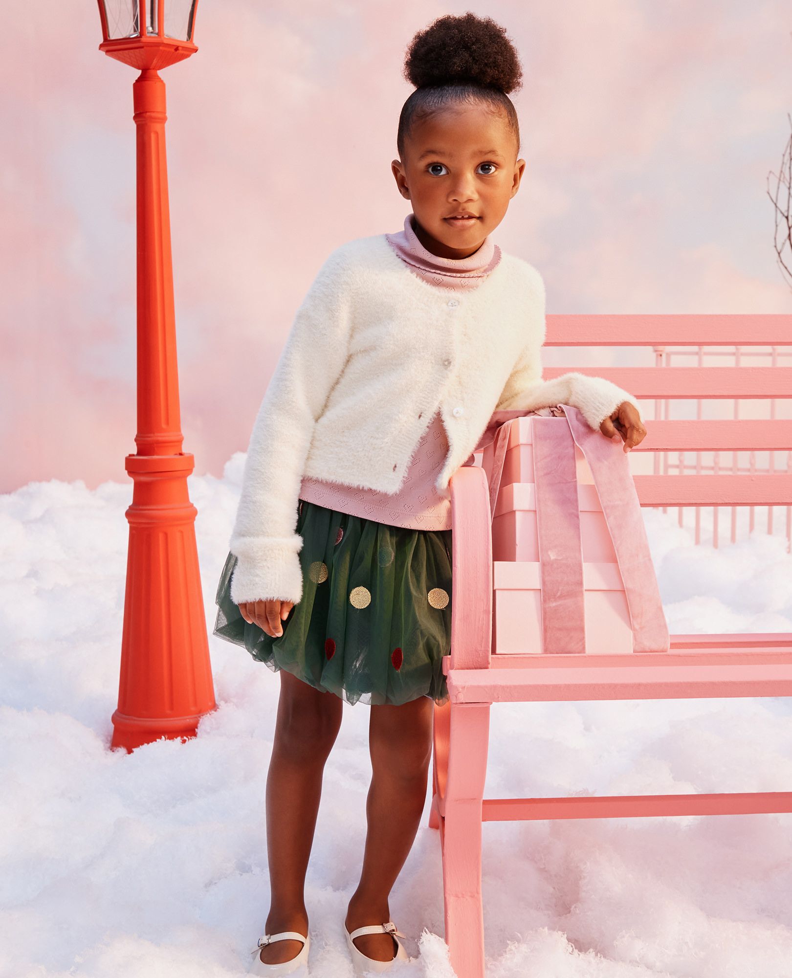 Cropped Feather Cardigan - Image 14