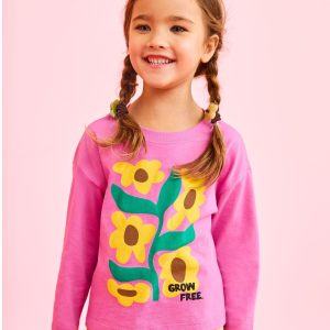 Long Sleeve Relaxed Fit Graphic T-Shirt
