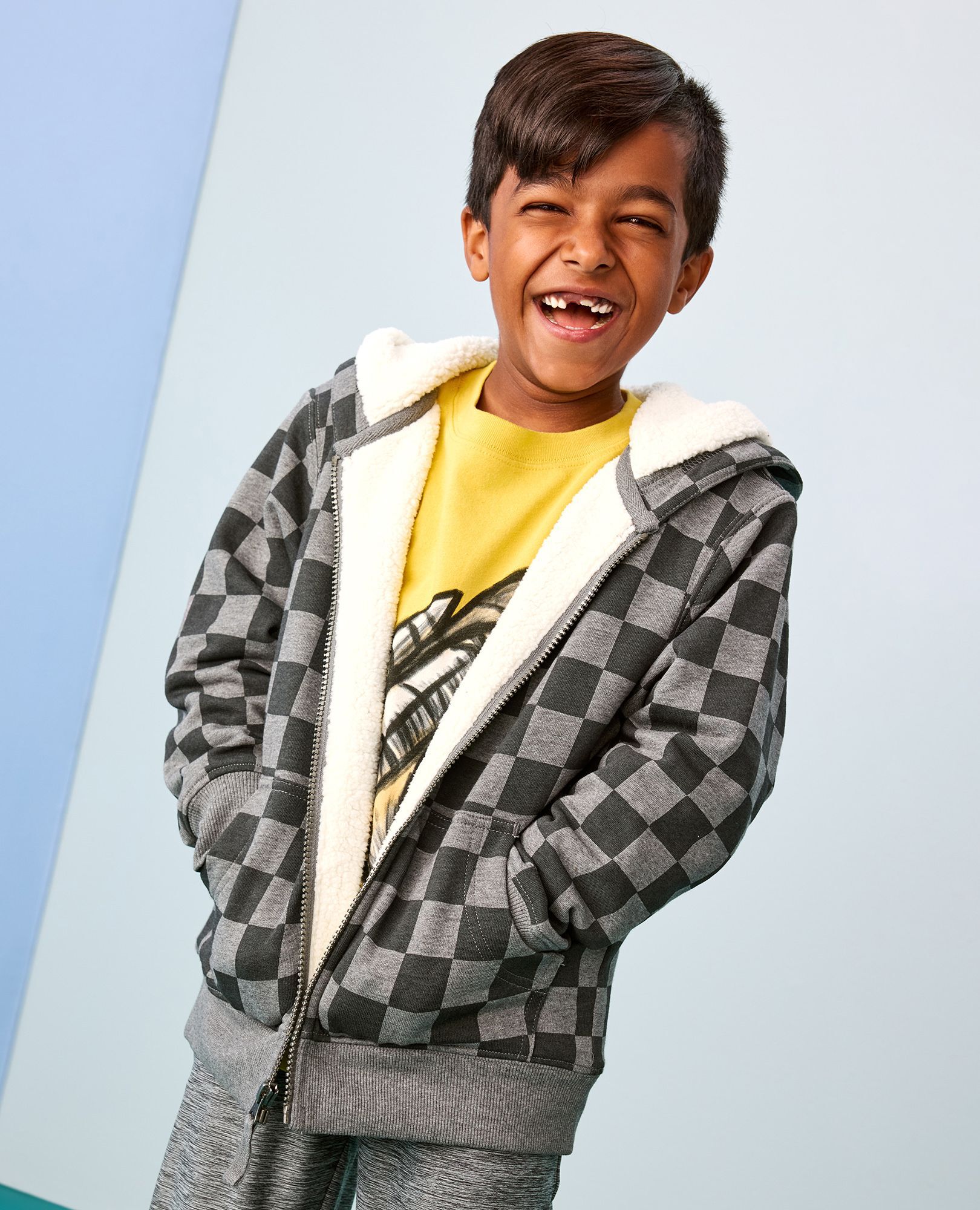 Long Sleeve Classic Fit Graphic T-Shirt - Image 6