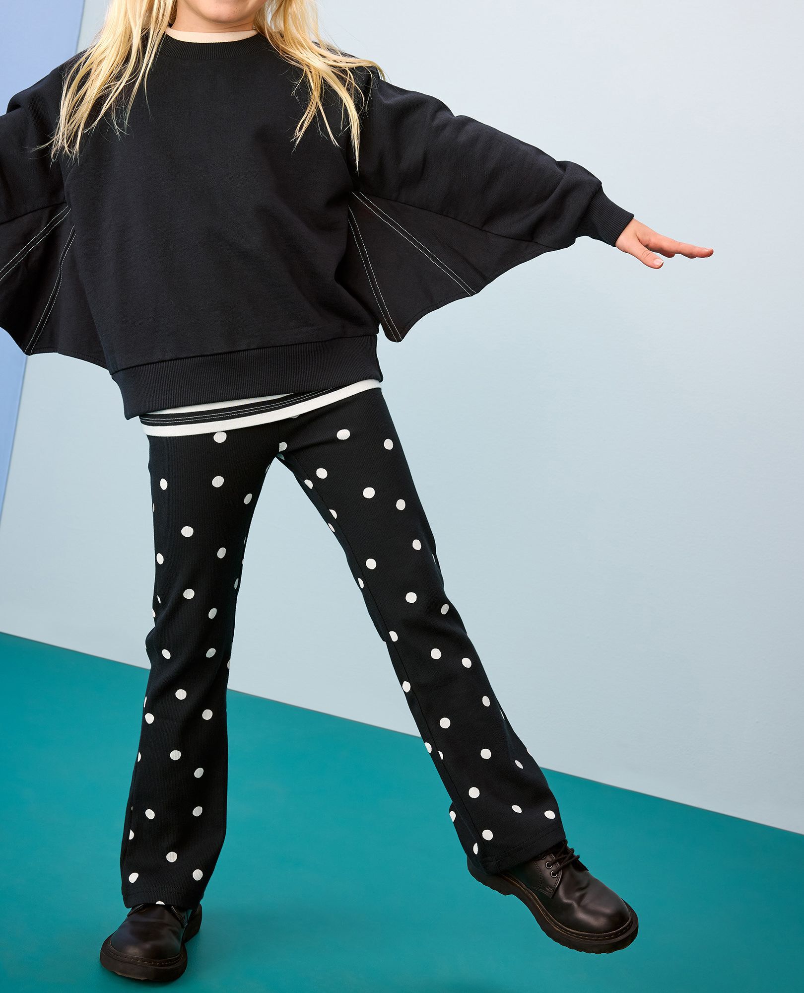Flare Leggings - Image 4
