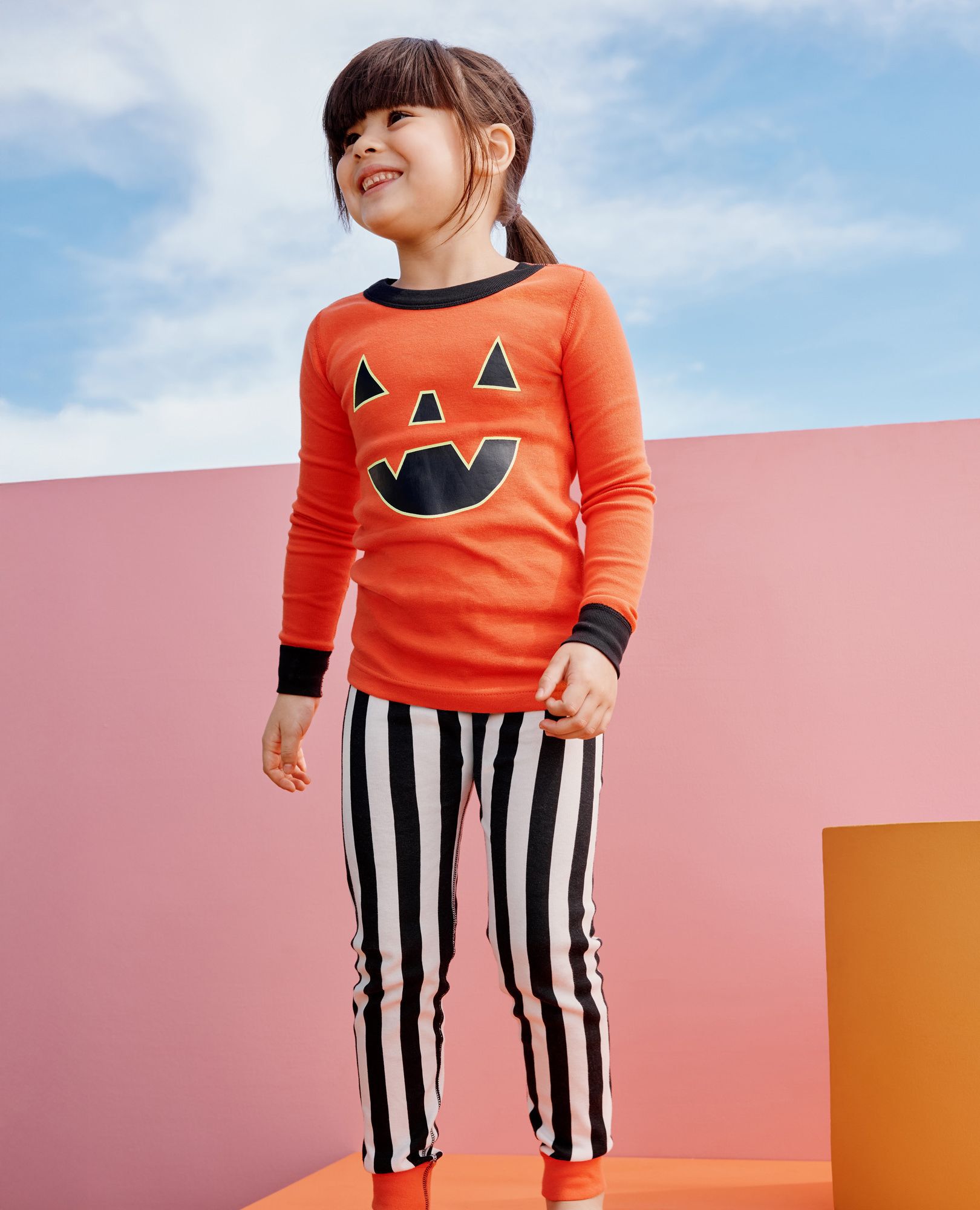 Halloween Glow-in-the-Dark HannaJams? Pajama Set