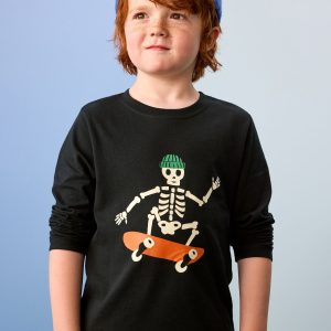 Halloween Long Sleeve Classic Fit Graphic T-Shirt