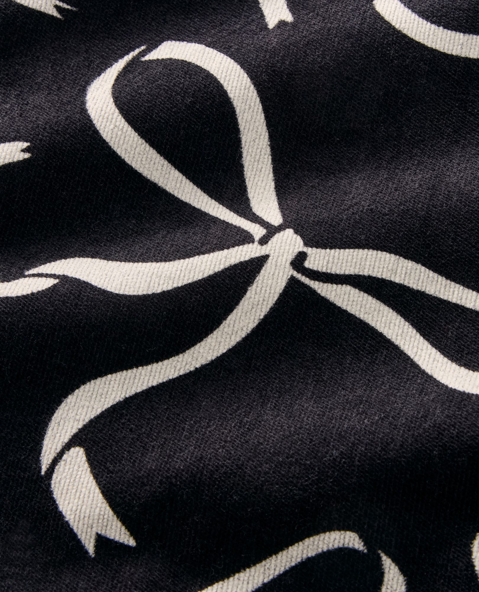 Sleeveless Velvet Bow Back Jumper - Image 12