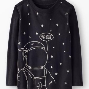 Long Sleeve Classic Fit Graphic T-Shirt