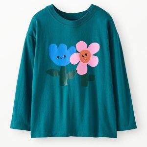 Long Sleeve Relaxed Fit Graphic T-Shirt