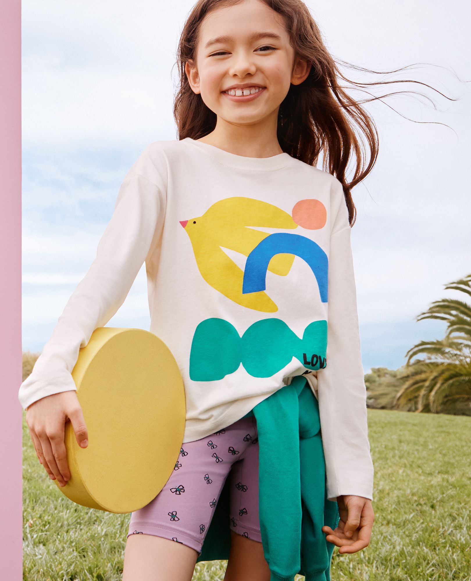 Long Sleeve Relaxed Fit Graphic T-Shirt - Image 4
